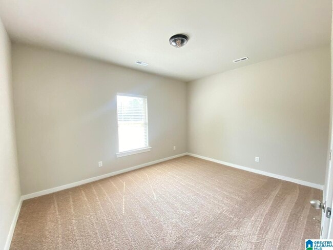 Building Photo - 358 Shady Ln