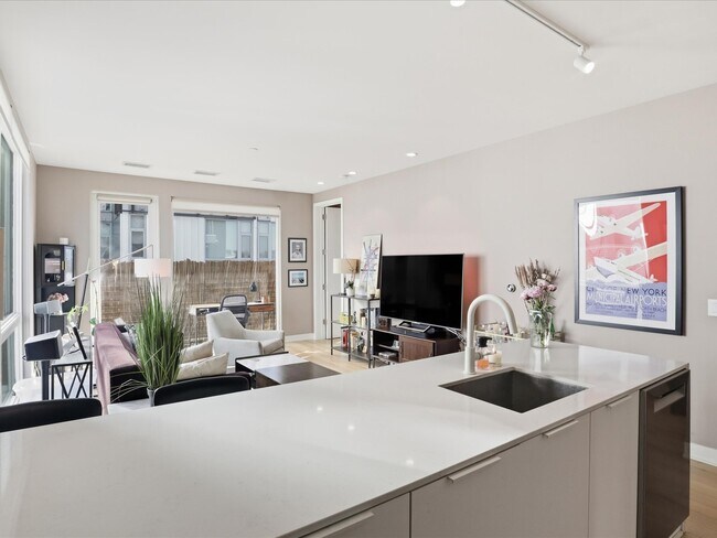 Building Photo - 1923 9th St NW