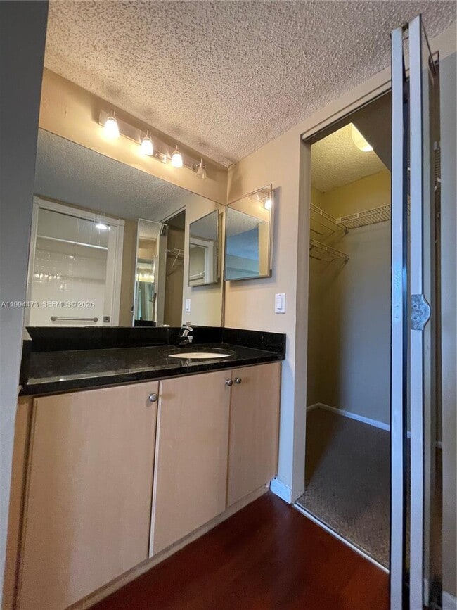 Building Photo - 2829 N Course Dr