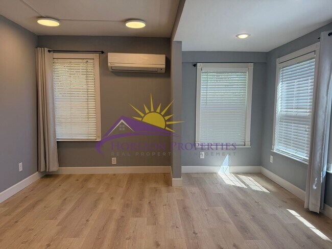 Building Photo - Bright 2 Bed 2 Bath 1,251 Sqft. Fair Oaks Home