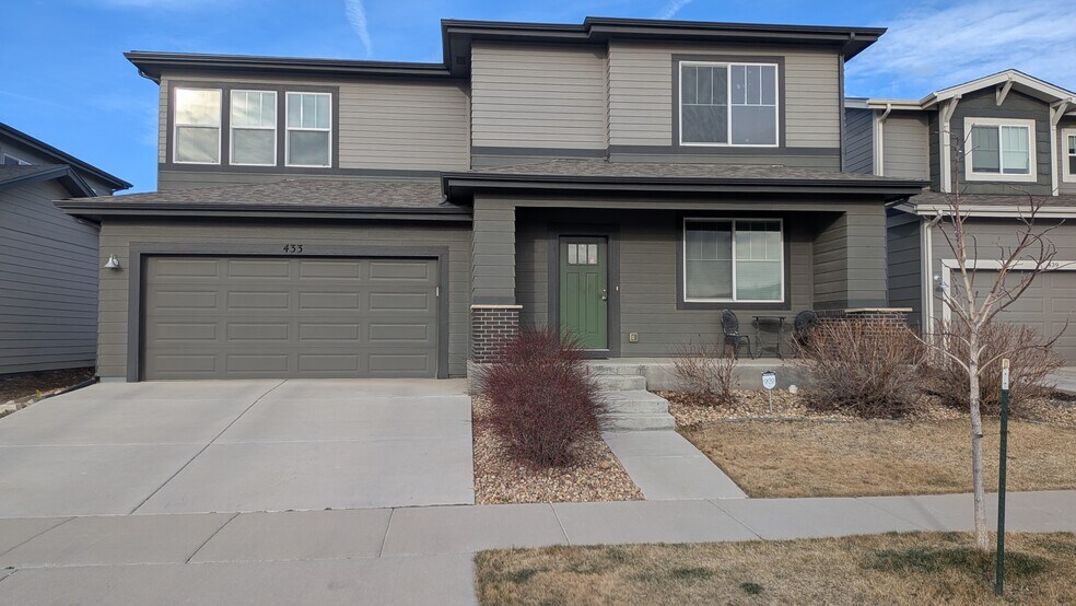 Building Photo - 433 Stout St