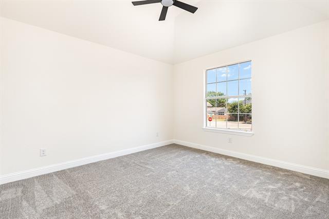 Building Photo - 4610 Clay Dr