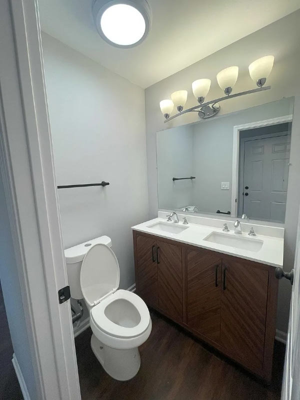 Building Photo - 455 Kilkenny Ct