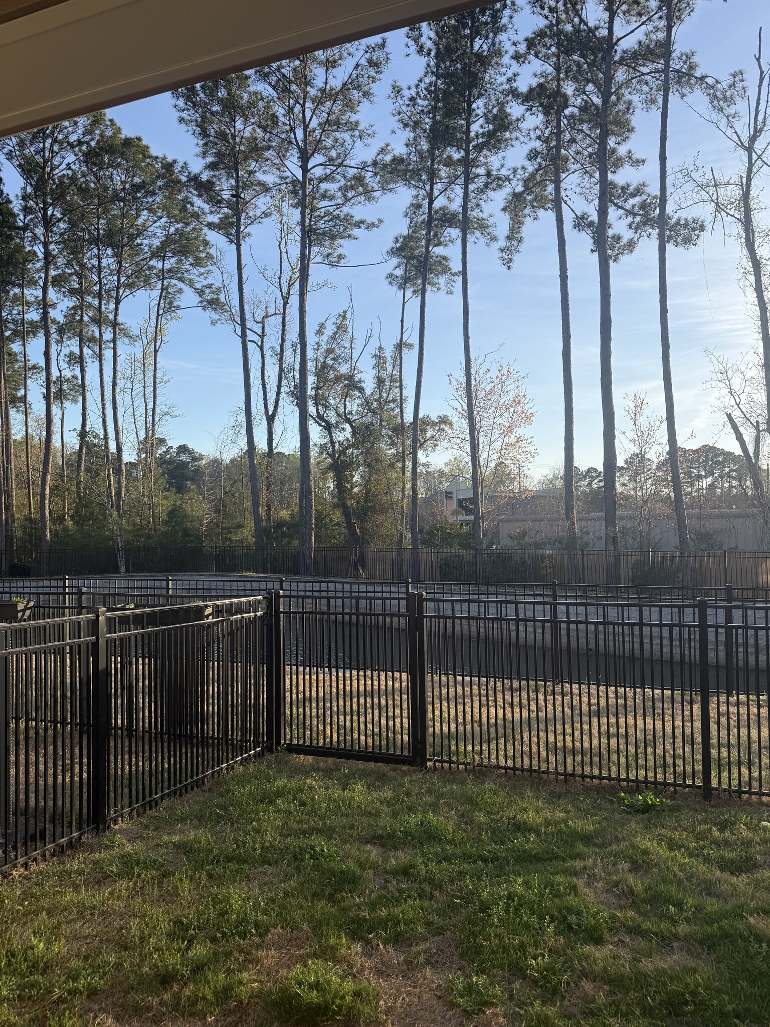 Building Photo - 102 Twin Rivers Dr