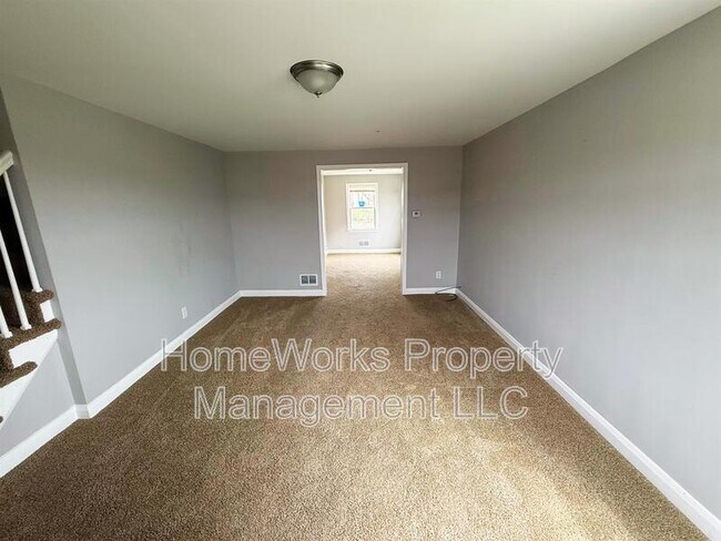 Building Photo - 3744 Elmley Ave