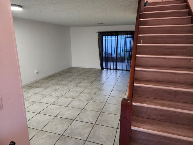 Building Photo - 3001 S Pines Dr