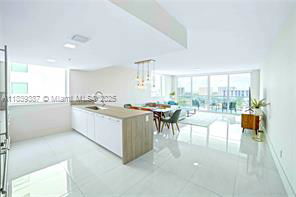 Building Photo - 400 Sunny Isles Blvd