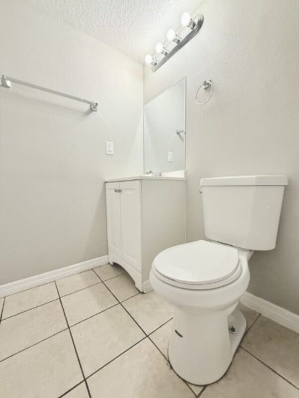 Building Photo - 425 F St