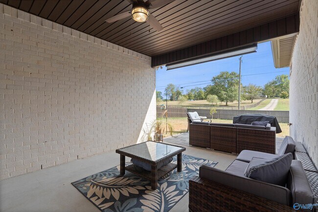 Building Photo - 6039 Margie Collins Dr SE