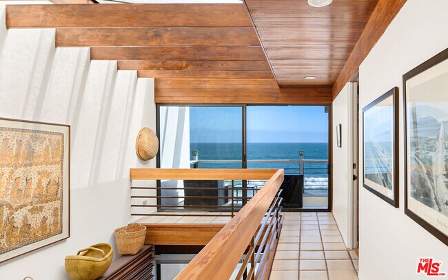 Building Photo - 24638 Malibu Rd