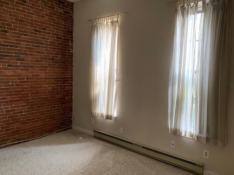 Building Photo - 312 Columbus Ave