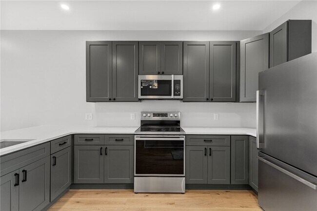 Building Photo - 169 S Union St