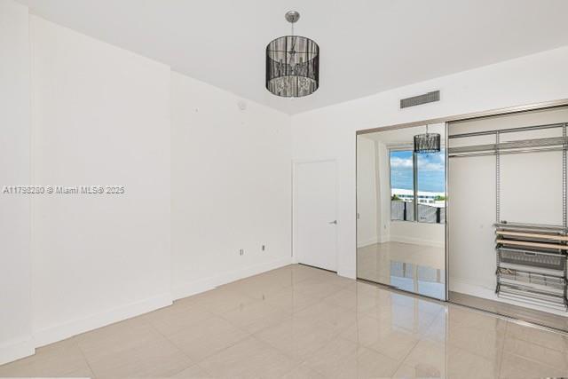 Building Photo - 2100 Park Ave