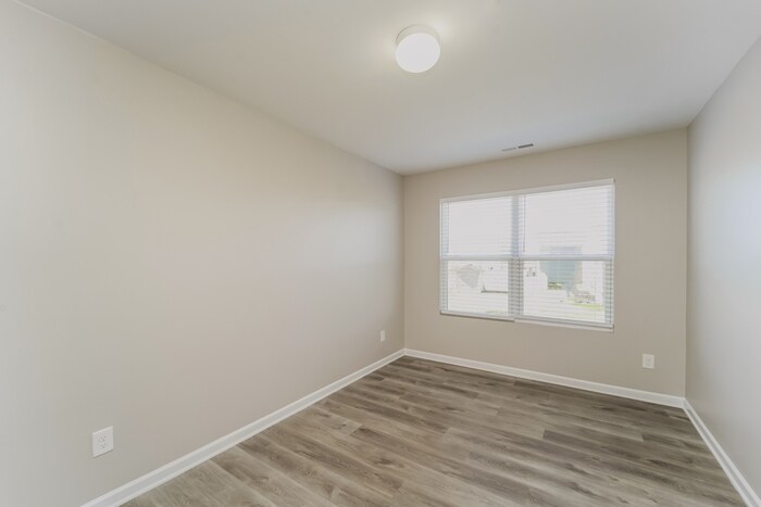 Building Photo - 8707 Balsam Bay Rd