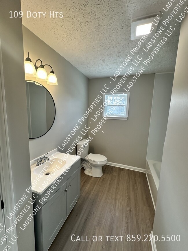 Building Photo - 109 Doty Hts