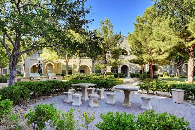 Building Photo - 9975 Peace Way