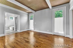 Building Photo - 9855 Bent Brook Dr