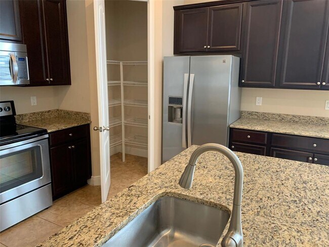 Building Photo - 11514 Quiet Forest Dr