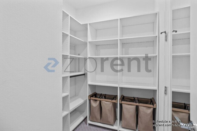 Building Photo - 5876 Cadence Ave