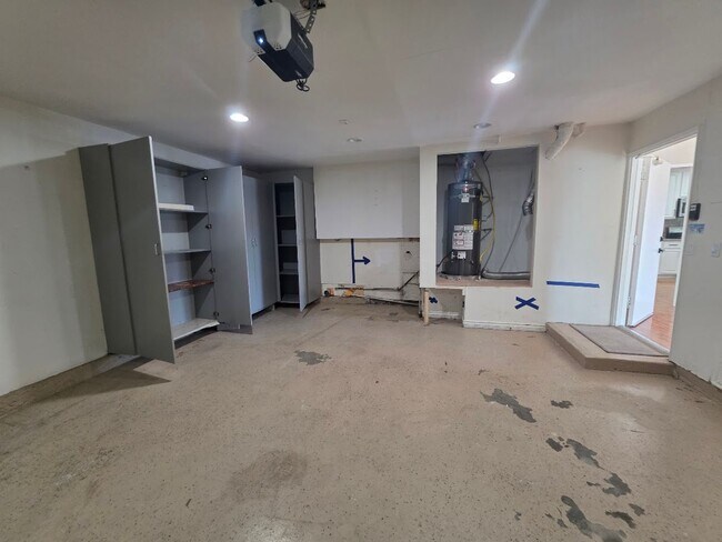 Building Photo - 12947 Arabella Pl