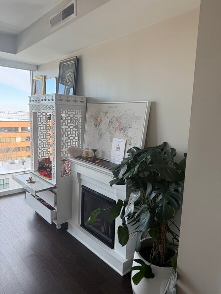 Building Photo - 925 N Fairfax St