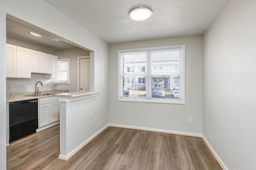 Interior Photo - Seven Oaks Apartments