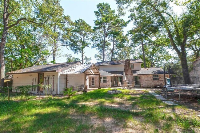 Building Photo - 676 Ravensworth Dr