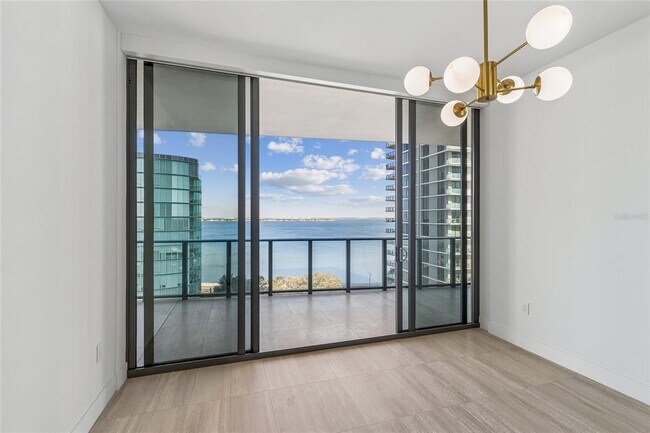 Building Photo - 3015 S Ysabella Ave