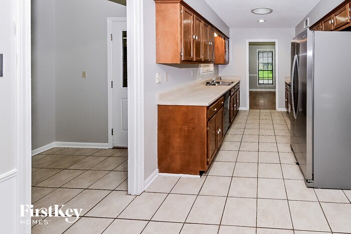 Building Photo - 7066 Scepter Dr