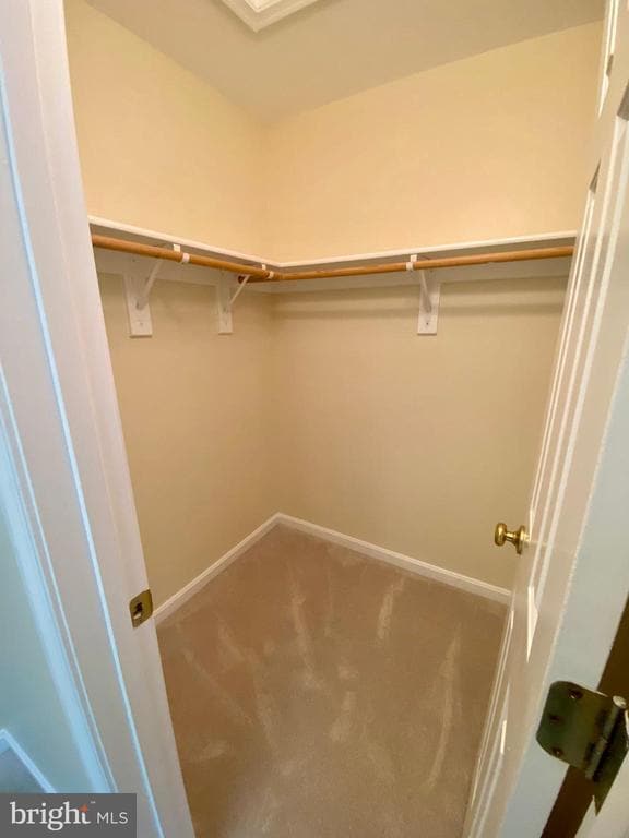 Building Photo - 9504 S Royal Crest Ct