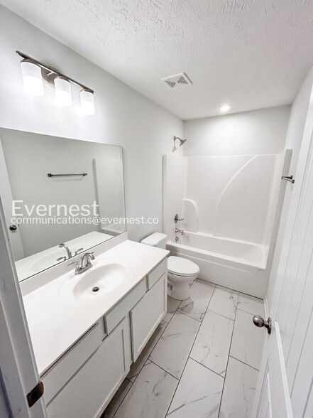 Building Photo - 232 Ansley Wy
