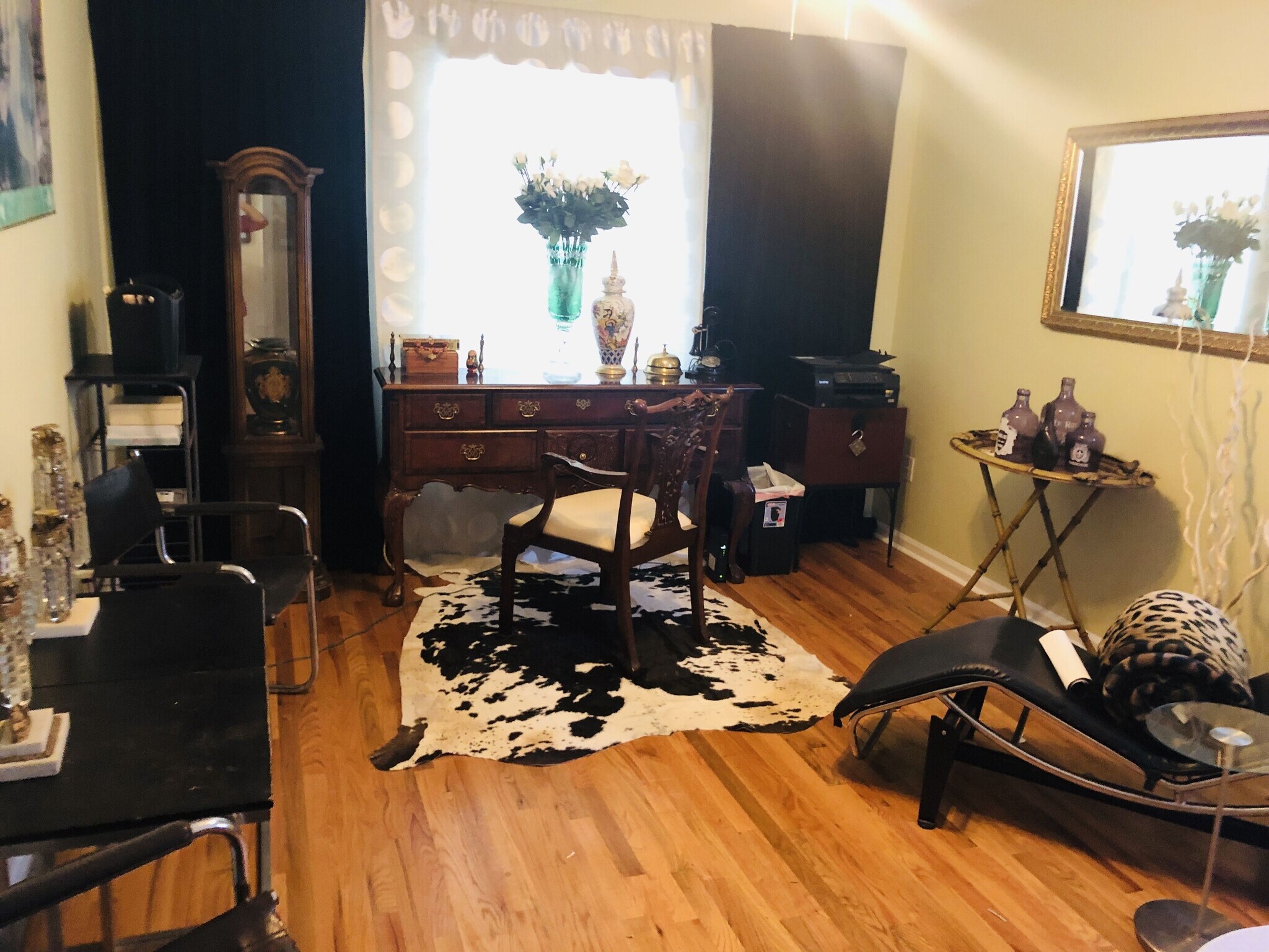 Building Photo - 210 Alum Springs Rd