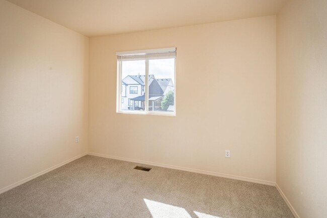 Building Photo - 4815 Tory Ridge Dr