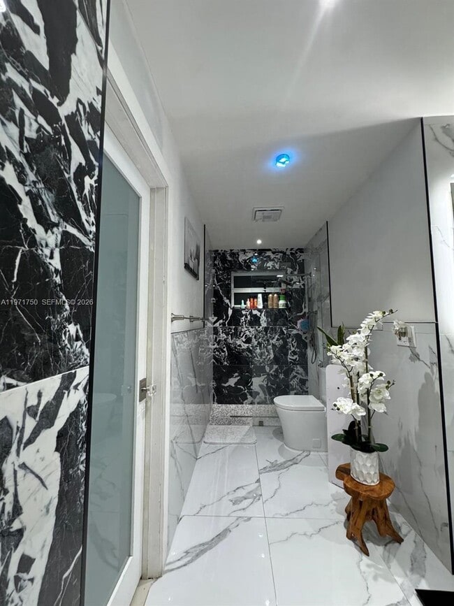 Building Photo - 19558 NW 50th Ct