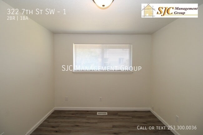 Building Photo - 322 7th St SW