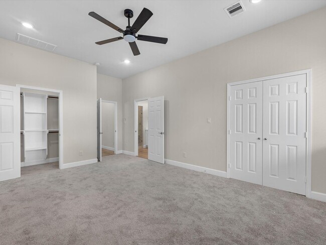 Building Photo - 603 N Milby St