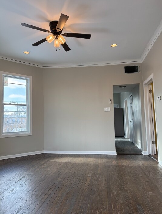 Building Photo - 7144 S Saint Lawrence Ave