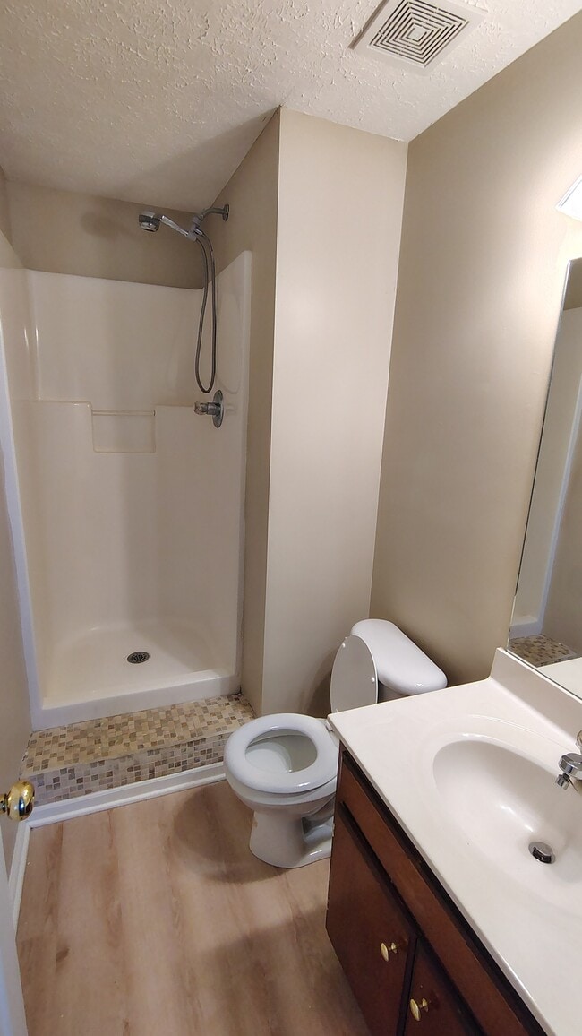 Building Photo - 2020 Penmar Dr