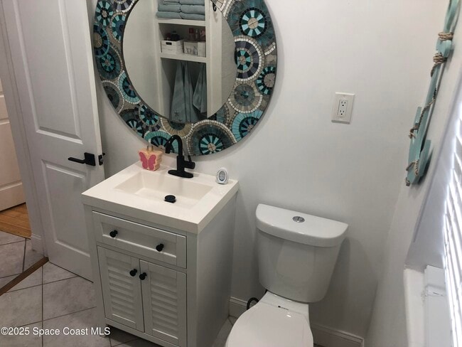 Building Photo - 325 Bellaire Dr