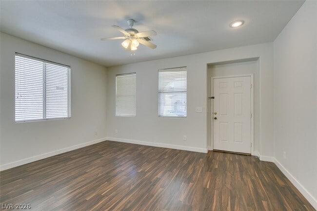 Building Photo - 6779 Winding Wood St