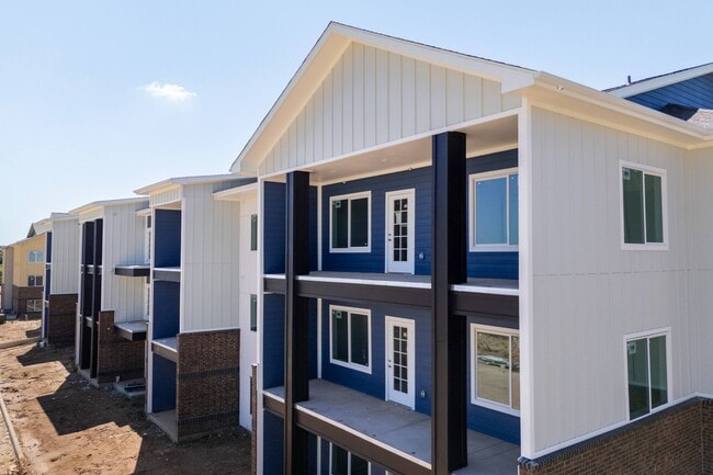 Building Photo - Rock Creek Apartments