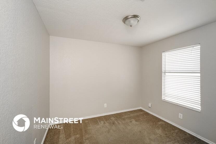 Building Photo - 6210 Lake Superior St