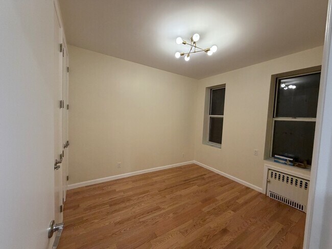 Building Photo - 1917 Avenue O