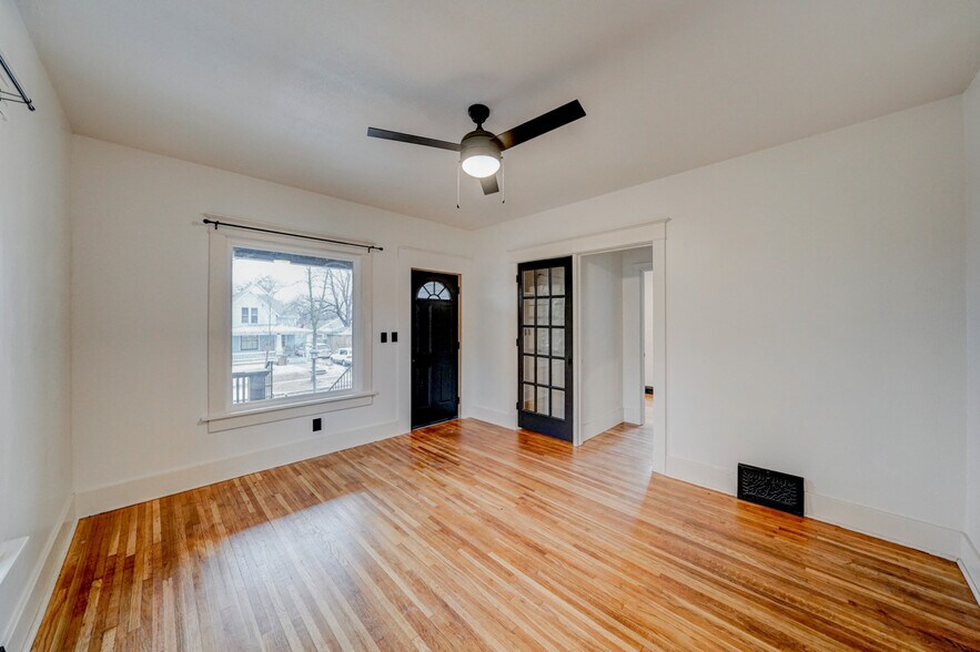 Building Photo - 818 S 31st St