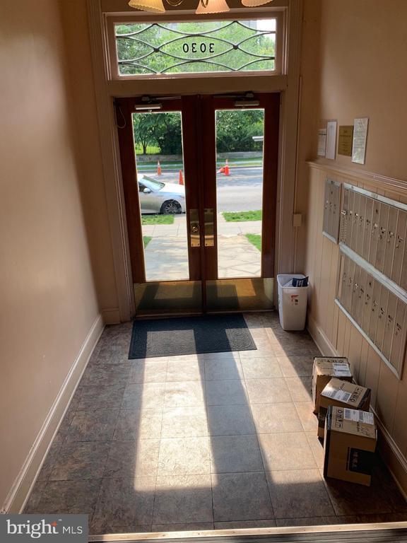 Building Photo - 3030 Wisconsin Ave NW