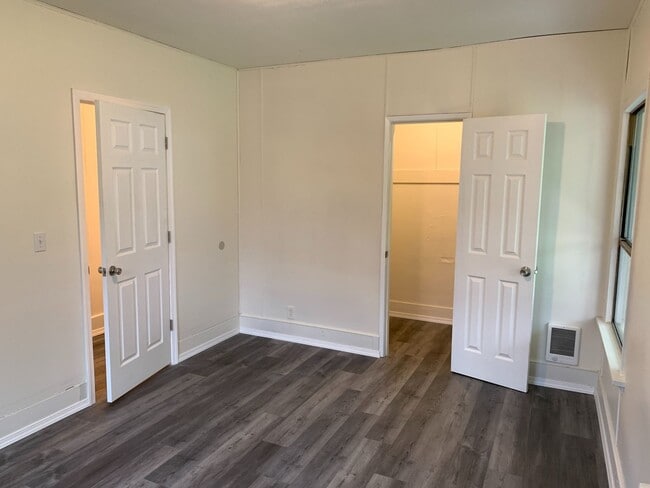 Building Photo - 3 Bedroom in Morton