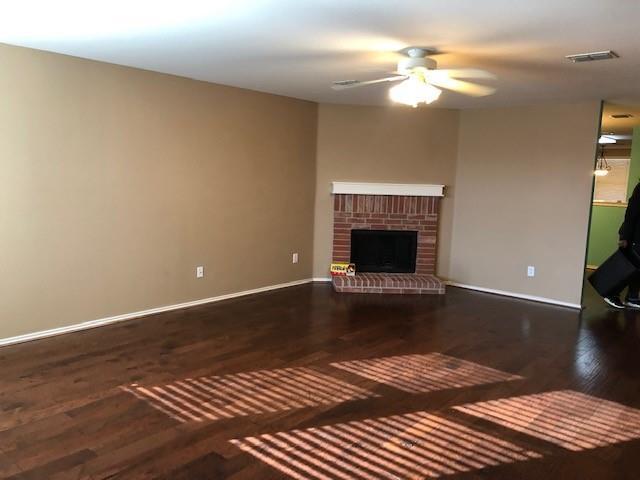 Building Photo - 13201 Cleburne Dr