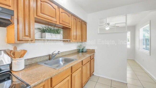 Building Photo - 1711 45th St S