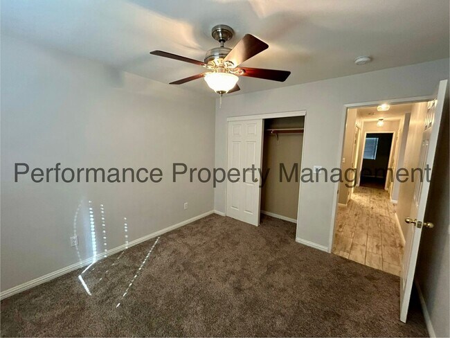 Building Photo - 7011 Crossroads Dr