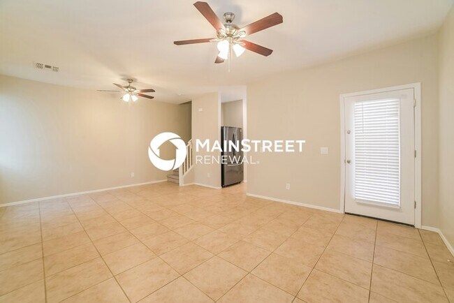Building Photo - 3 Bedroom Pet-Friendly Home in TOLLESON, AZ with Main Street Renewal